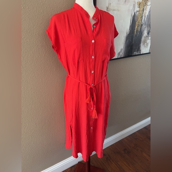 Women's Red Button-Down Midi Dress - Picture 3 of 5